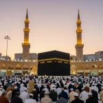 Explore umroh Itikaf experiences at Masjidil Haram during Ramadan, capturing the essence of devotion and spiritual unity in this vibrant travel guide.